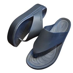 Crocs Brooklyn Wedge Flip Flop Sandals Dual Comfort Lite Ride - Women’s 10 black